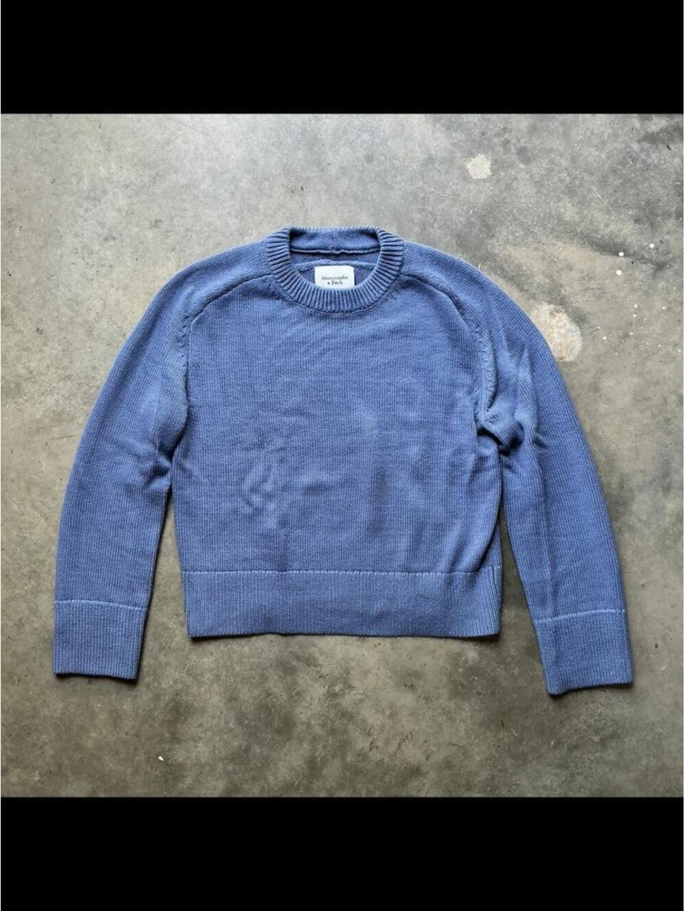 Abercrombie & Fitch Madeline Blue sweater